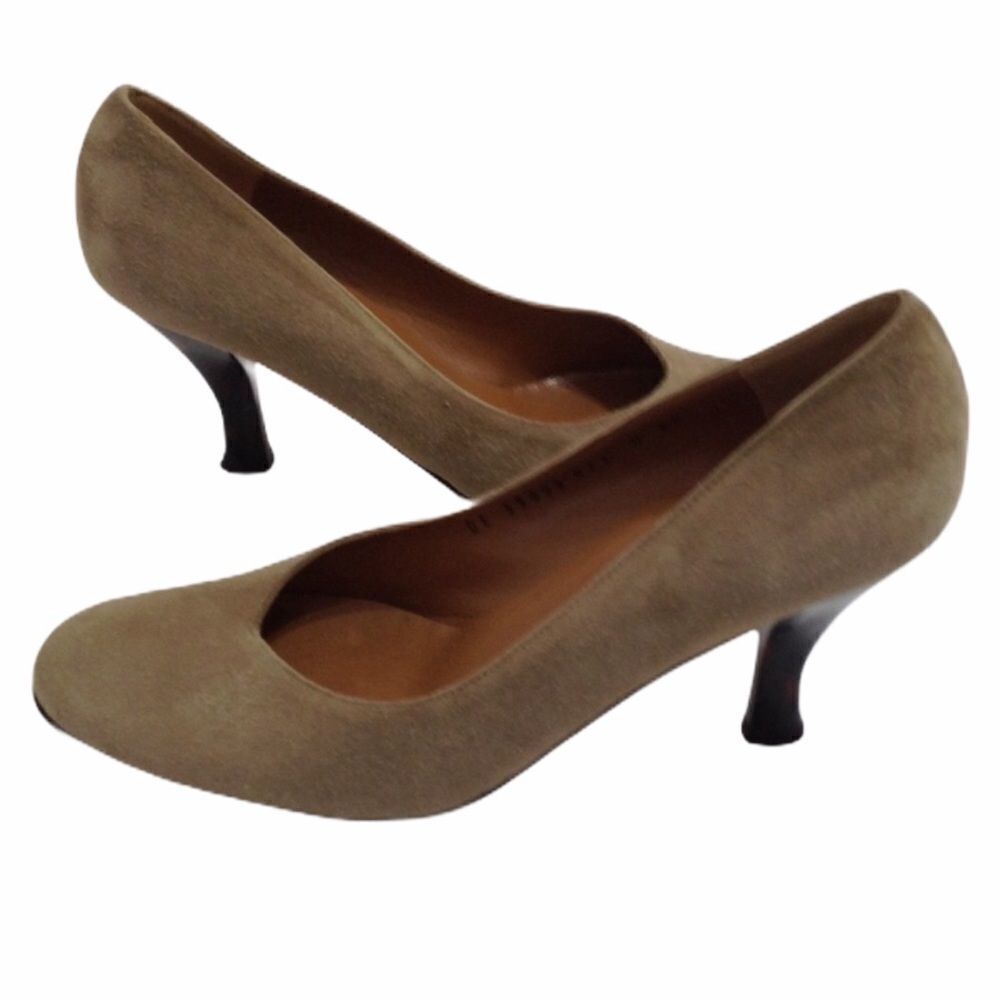 Salvatore Ferragamo Suede Slip On Pumps Size 8 2A